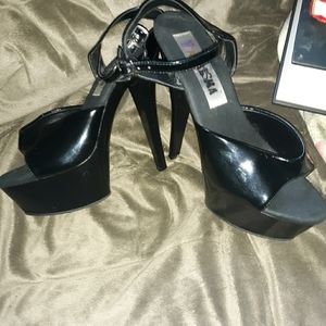 Funtasma platforms patent leather
